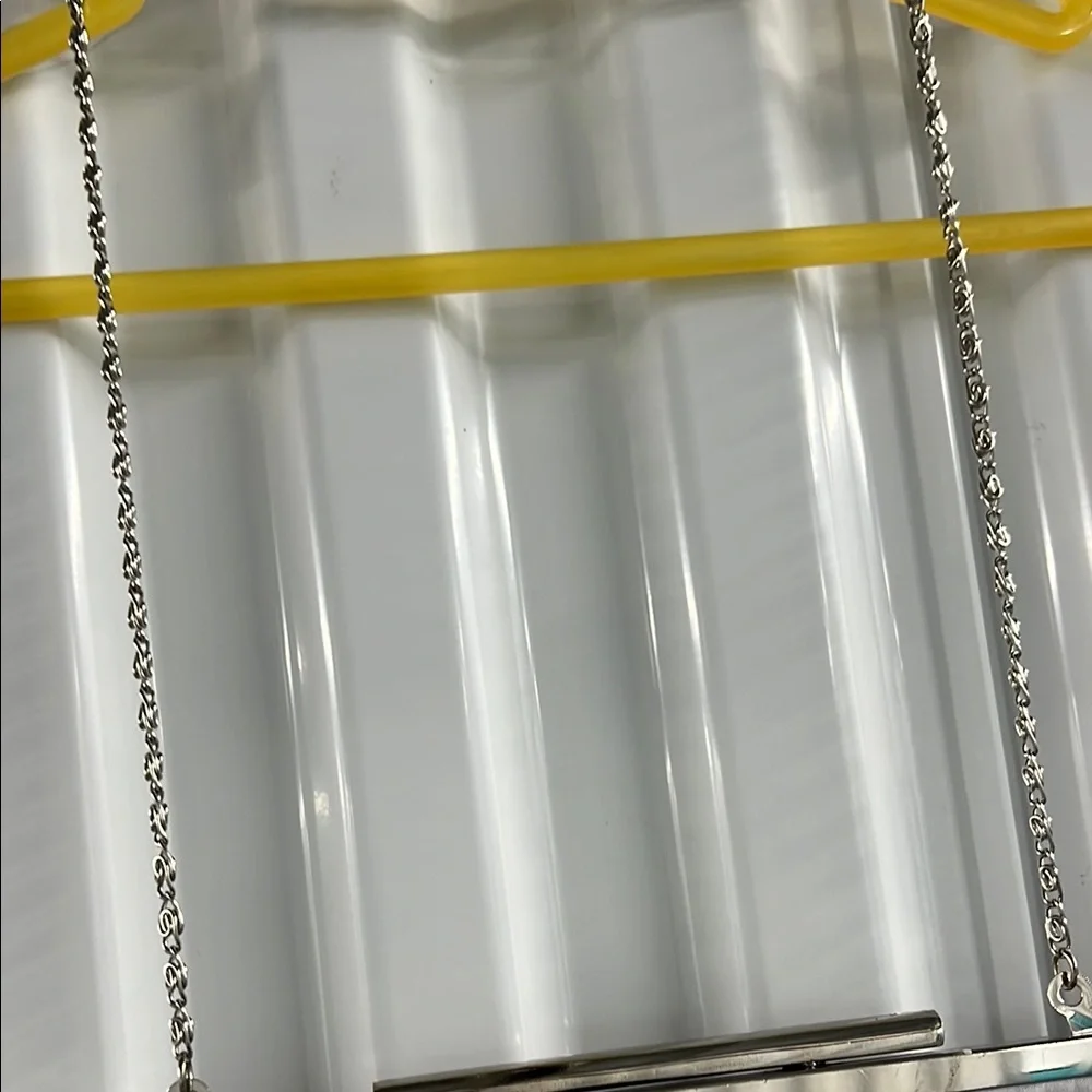 Chic Metallic Clutch with Chain Strap - Picture 6 of 9